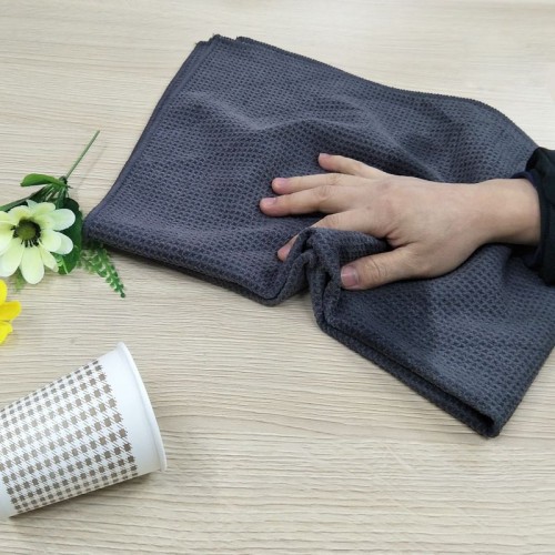 Microfiber Waffle Weave Dish Cloth For Car Detailing And Kitchen Clean